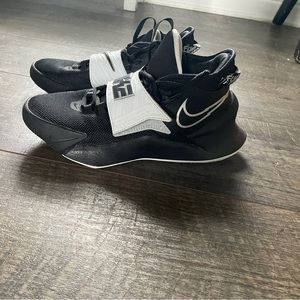 Nike Future Court Youth Basketball Shoes